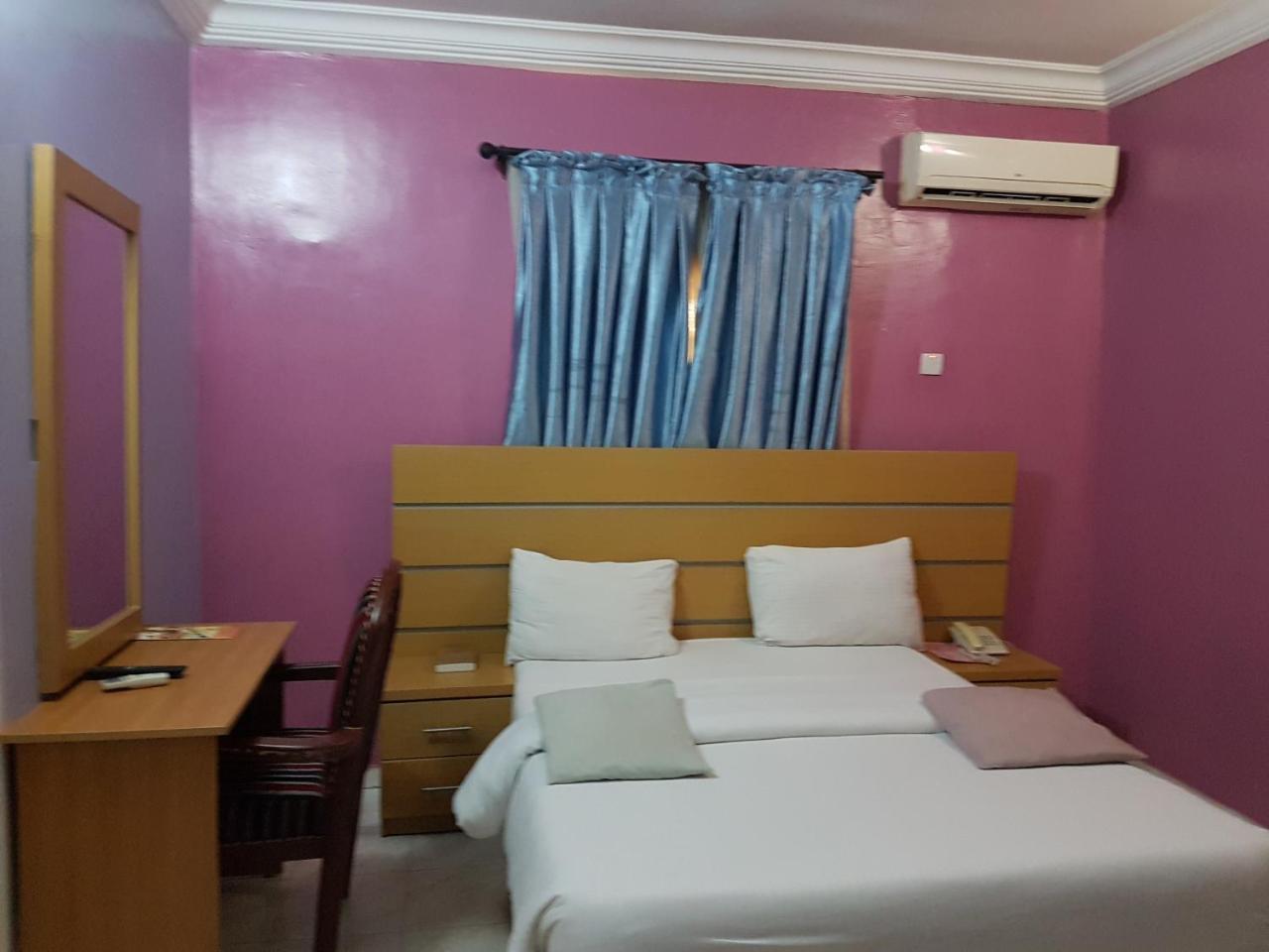 Chamcce Hotel Ajao Lagos Luaran gambar