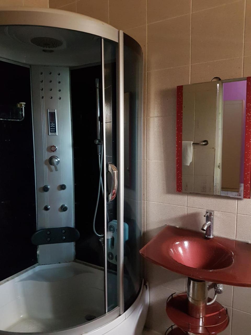 Chamcce Hotel Ajao Lagos Luaran gambar