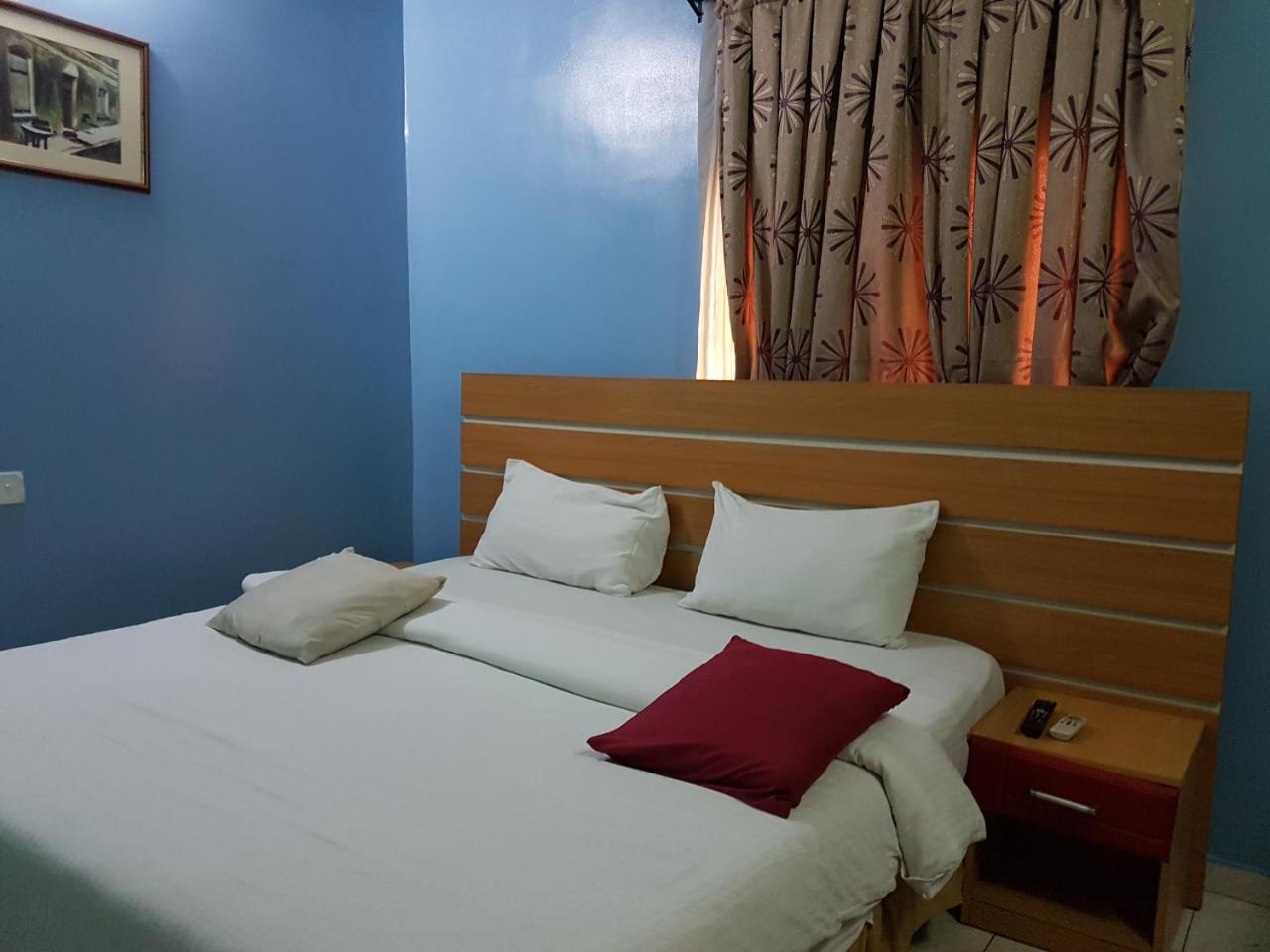 Chamcce Hotel Ajao Lagos Luaran gambar
